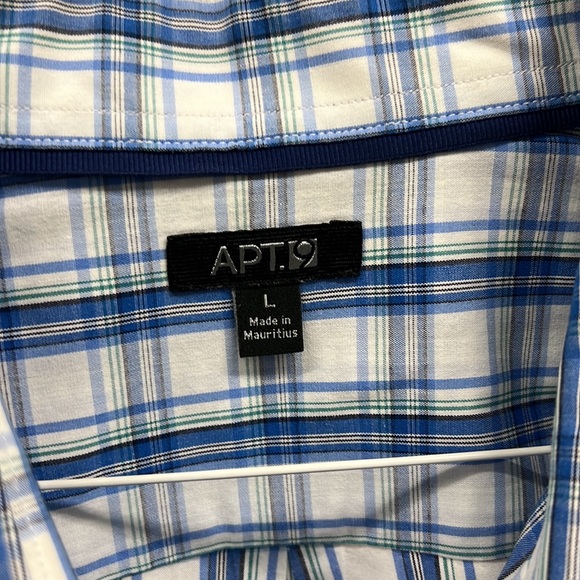 Blue & white mens dress shirt - Picture 2 of 2